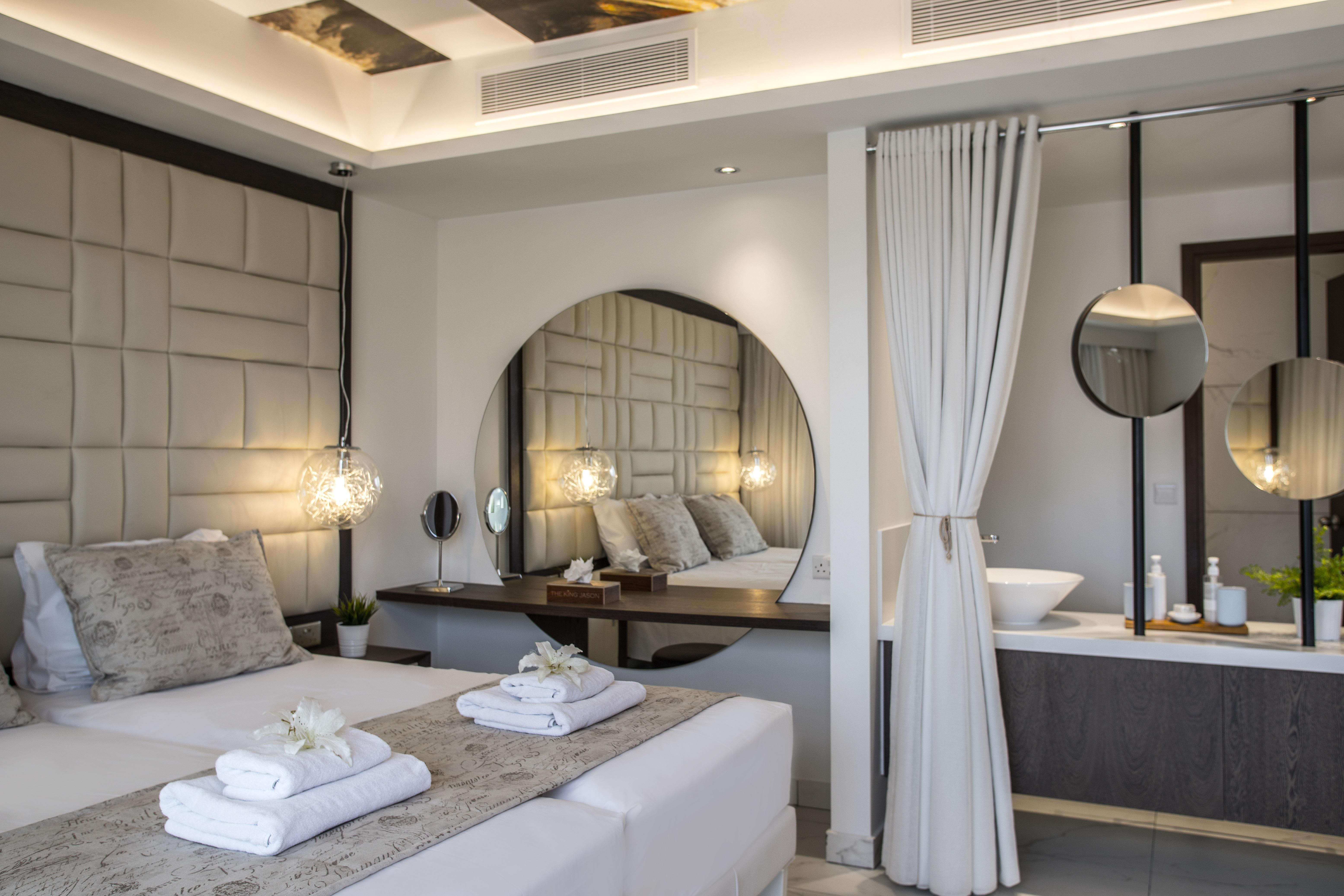 King Jason Paphos - Designed For Adults By Louis Hotels 외부 사진