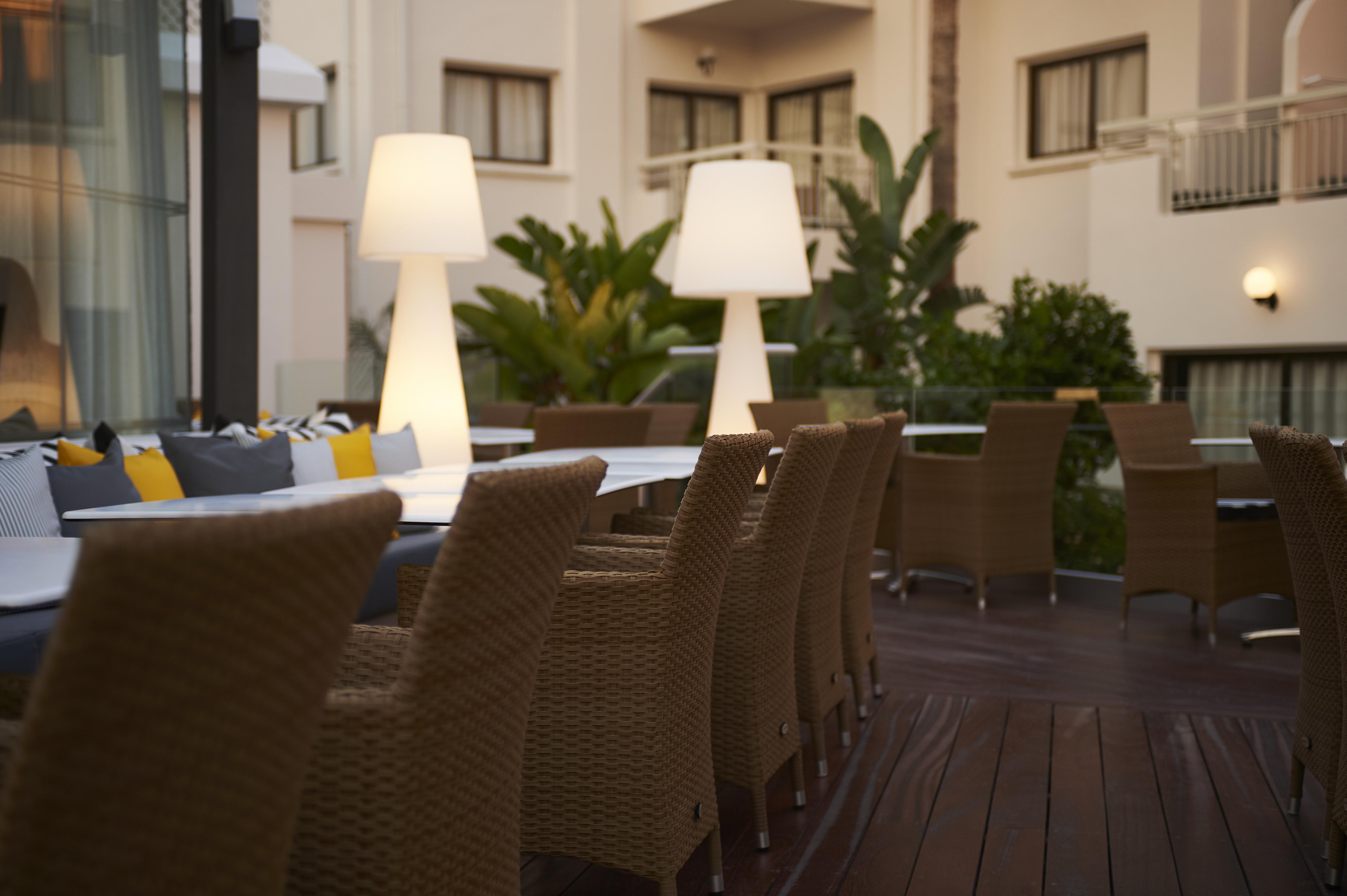 King Jason Paphos - Designed For Adults By Louis Hotels 외부 사진