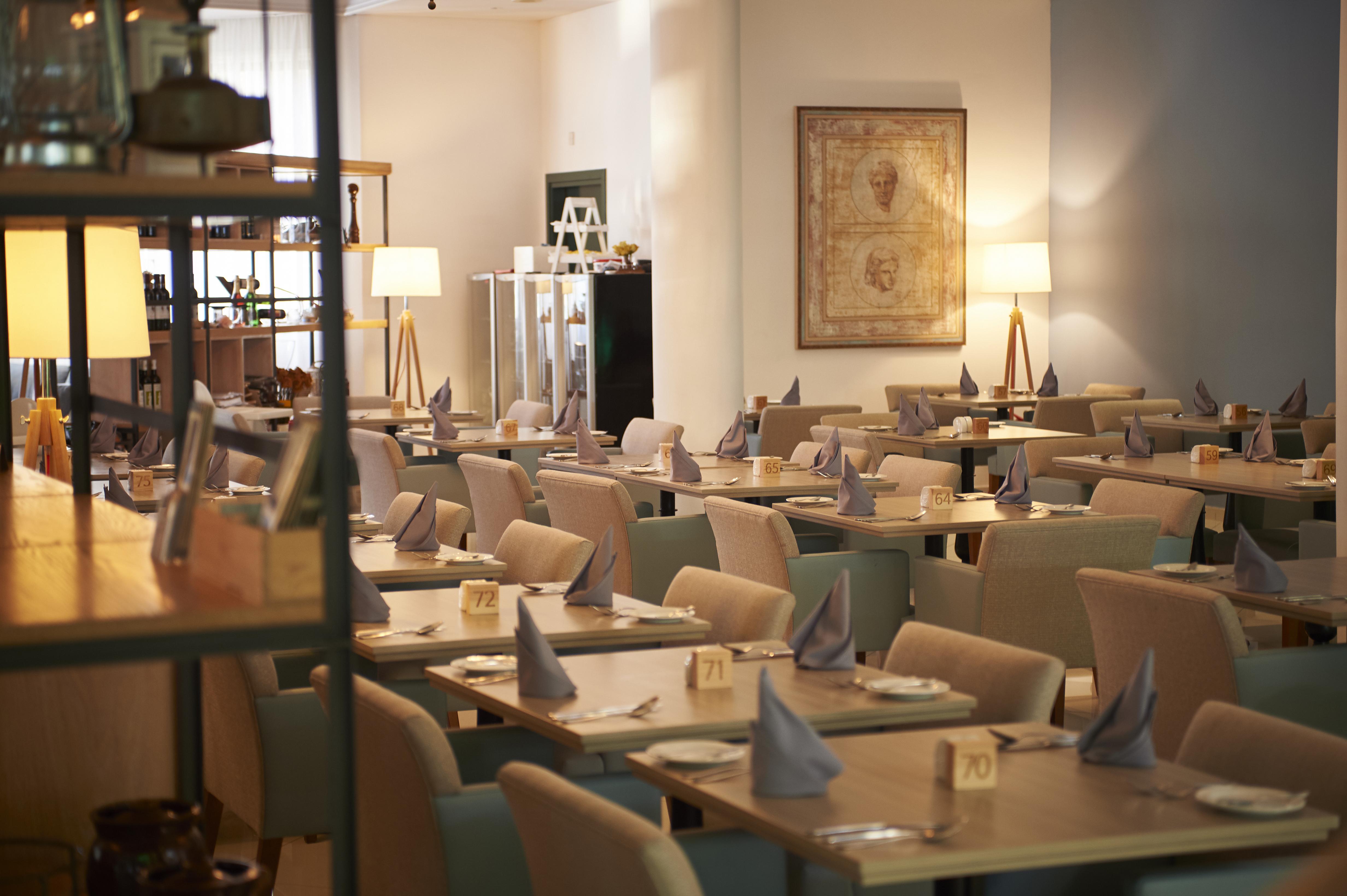 King Jason Paphos - Designed For Adults By Louis Hotels 외부 사진