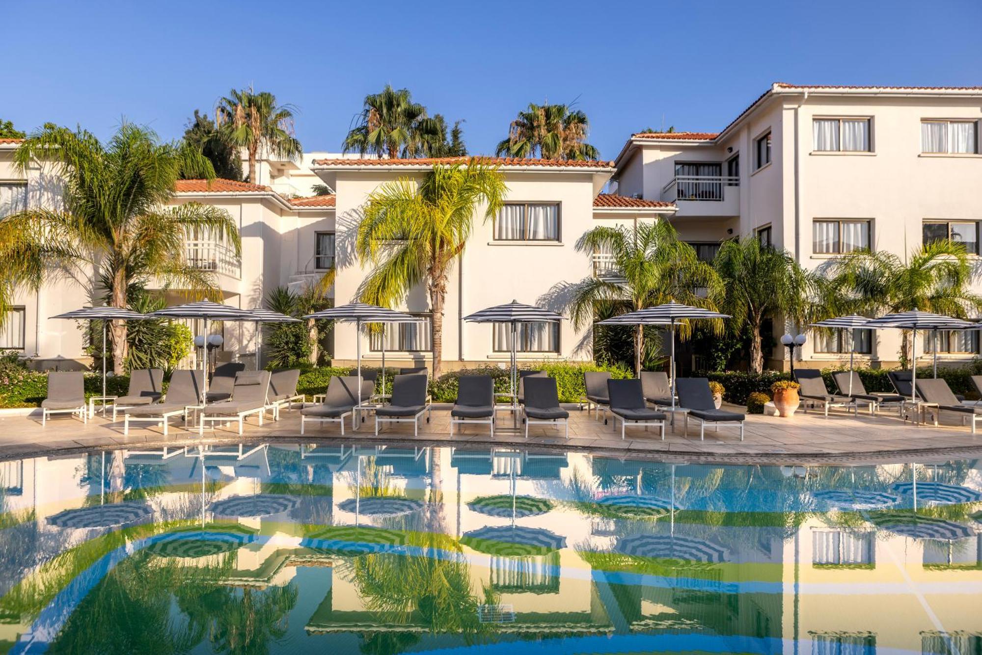 King Jason Paphos - Designed For Adults By Louis Hotels 외부 사진