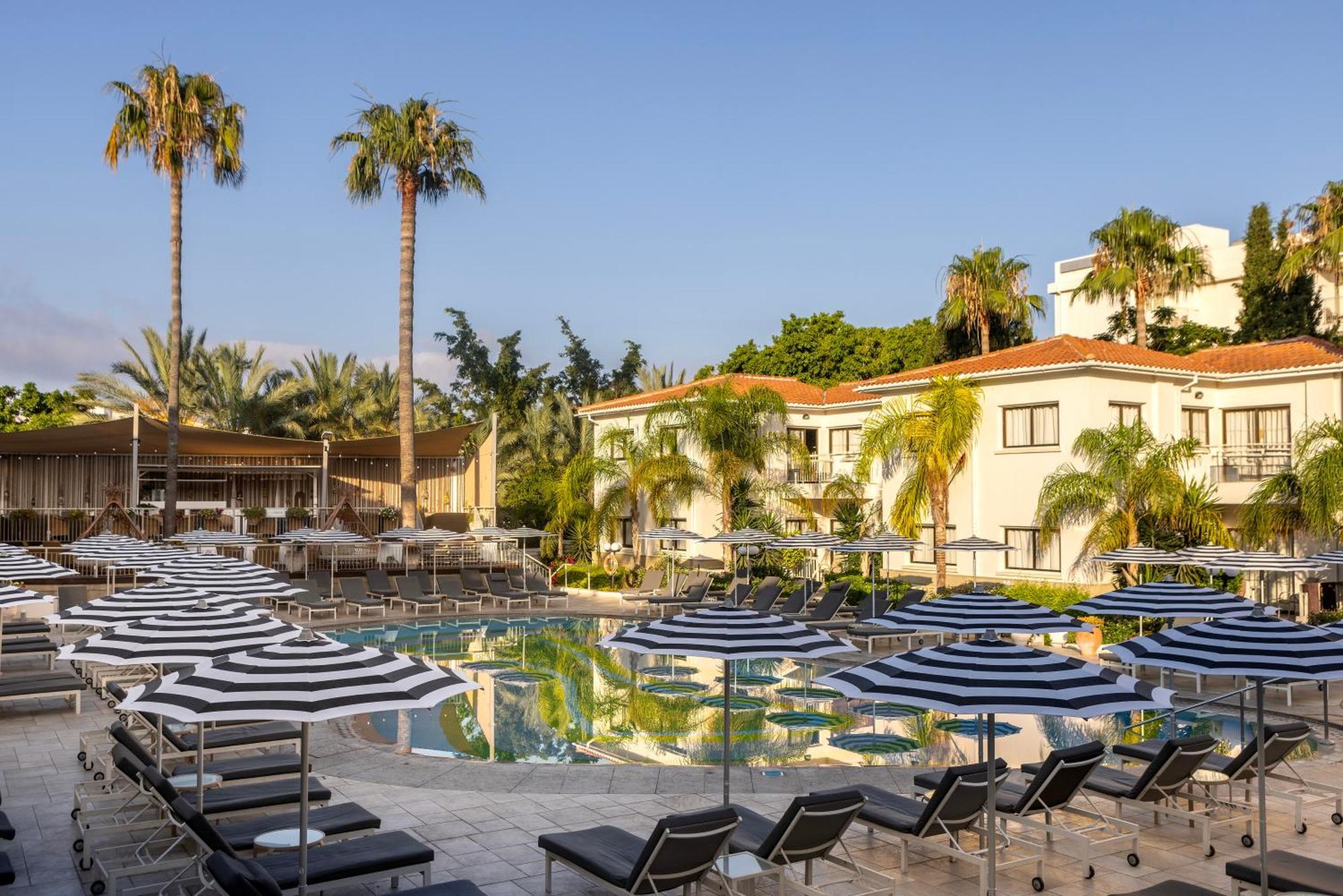 King Jason Paphos - Designed For Adults By Louis Hotels 외부 사진