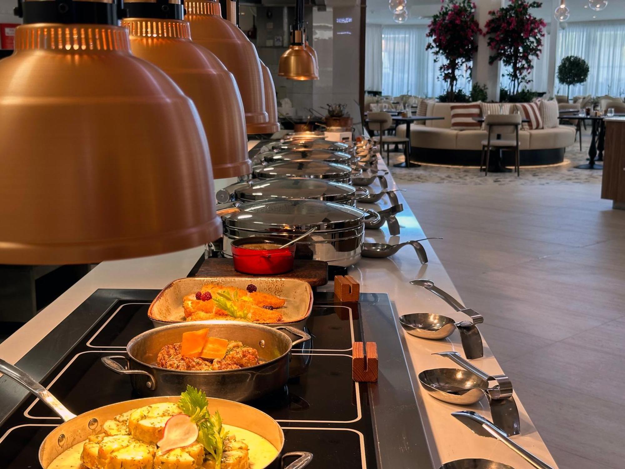 King Jason Paphos - Designed For Adults By Louis Hotels 외부 사진