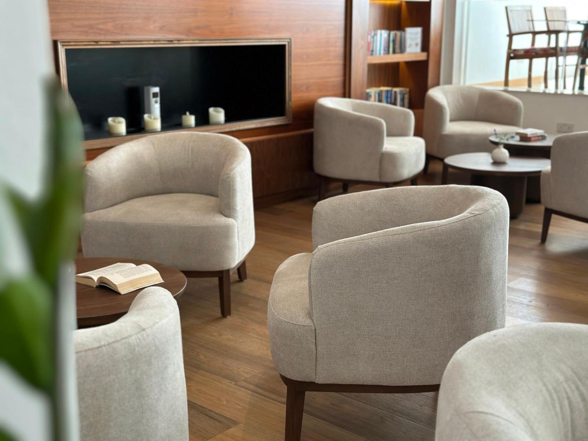 King Jason Paphos - Designed For Adults By Louis Hotels 외부 사진