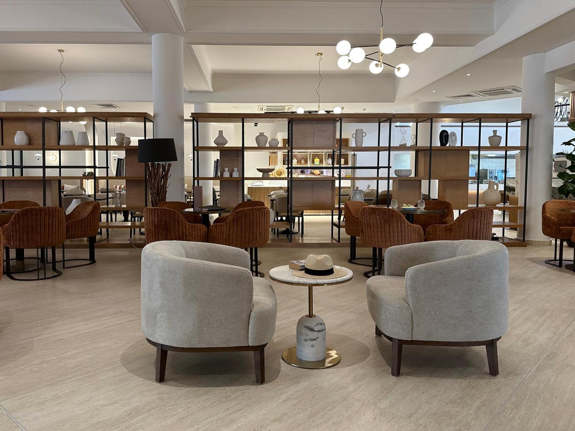 King Jason Paphos - Designed For Adults By Louis Hotels 외부 사진