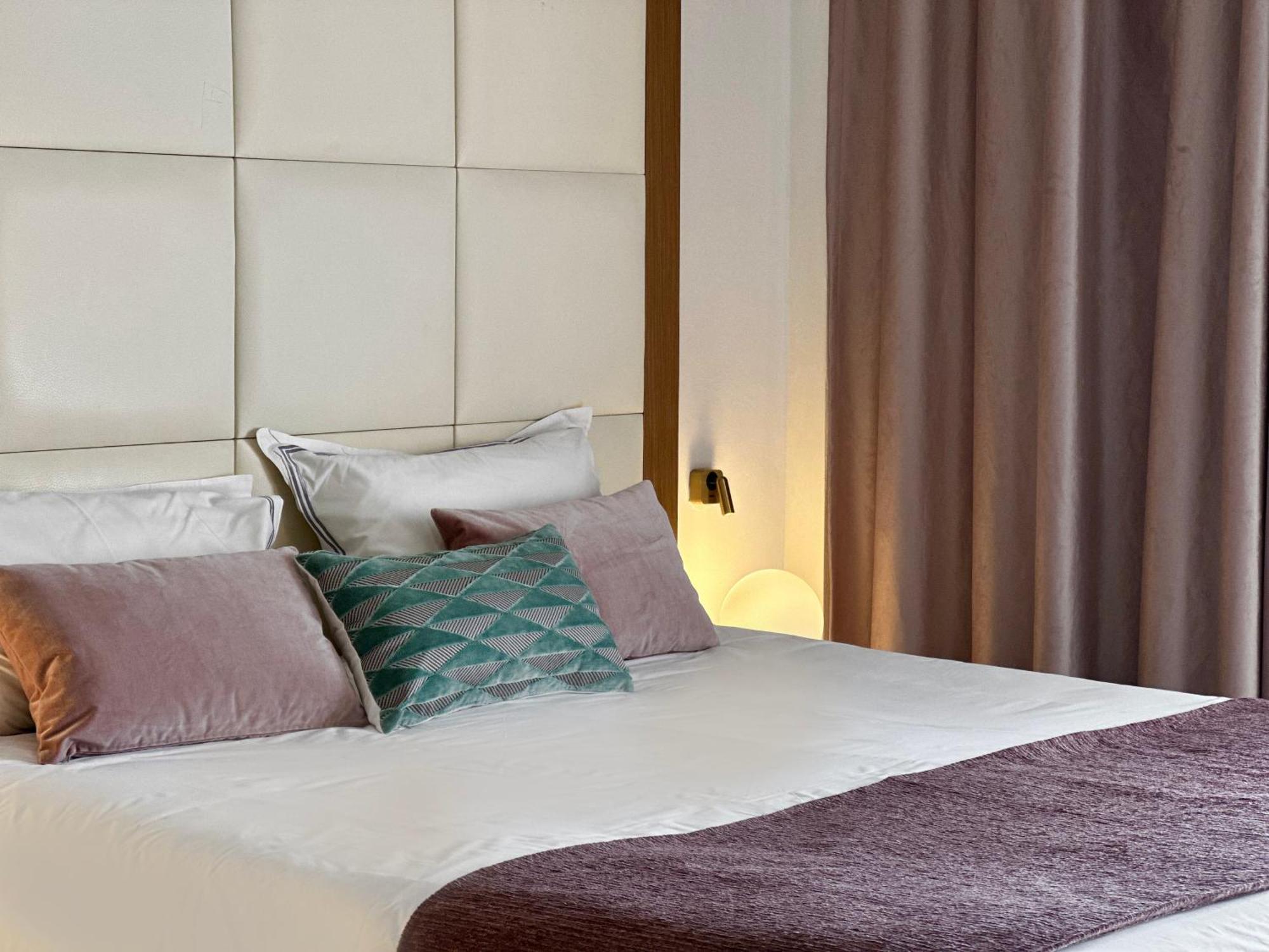 King Jason Paphos - Designed For Adults By Louis Hotels 외부 사진